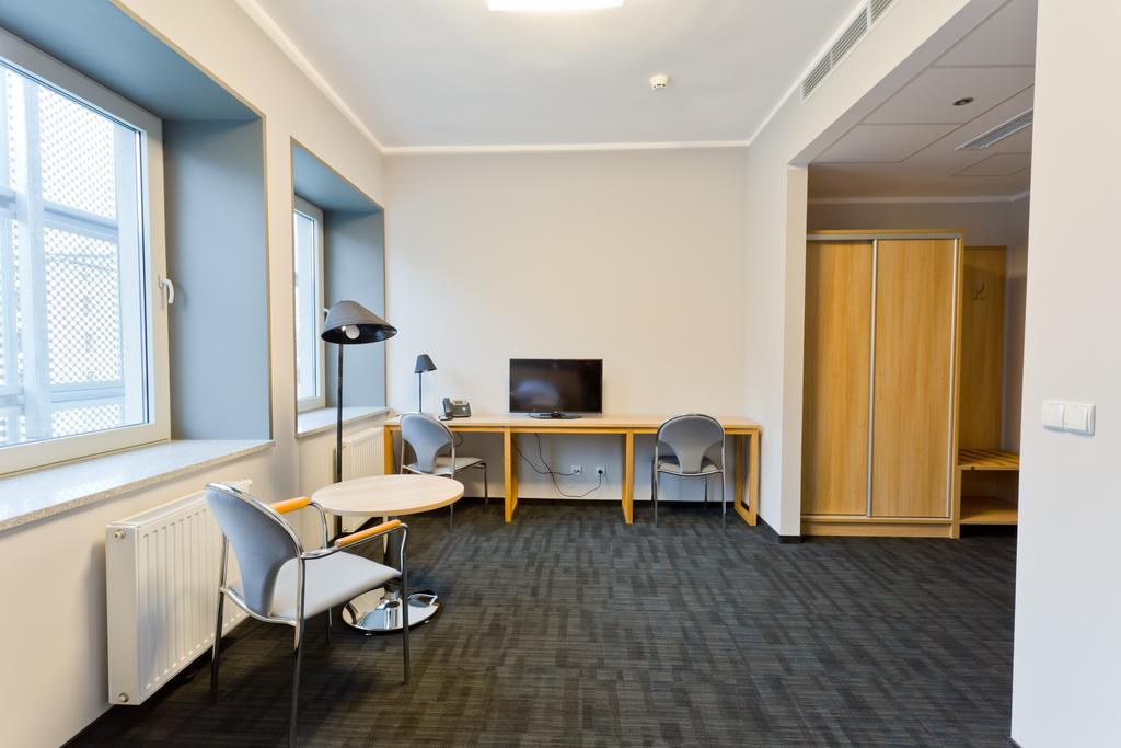 Pokoje Goscinne Stara Kopalnia Walbrzych Room photo